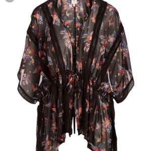 Lace waist tie Kimono